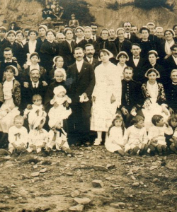 9 septembre 1919: Jean Coatmeur, livreur de biere, et Camille, ouvrière de conserverie de poissons se marient